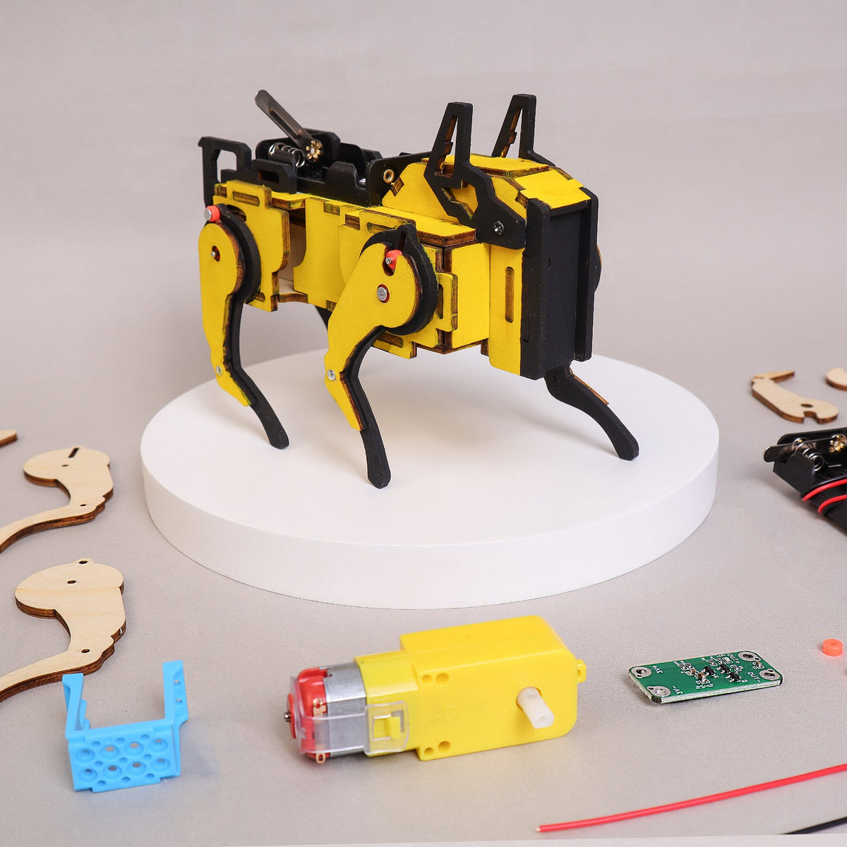 Robot Dog STEM Kit – Sound-Activated DIY Robot Toy