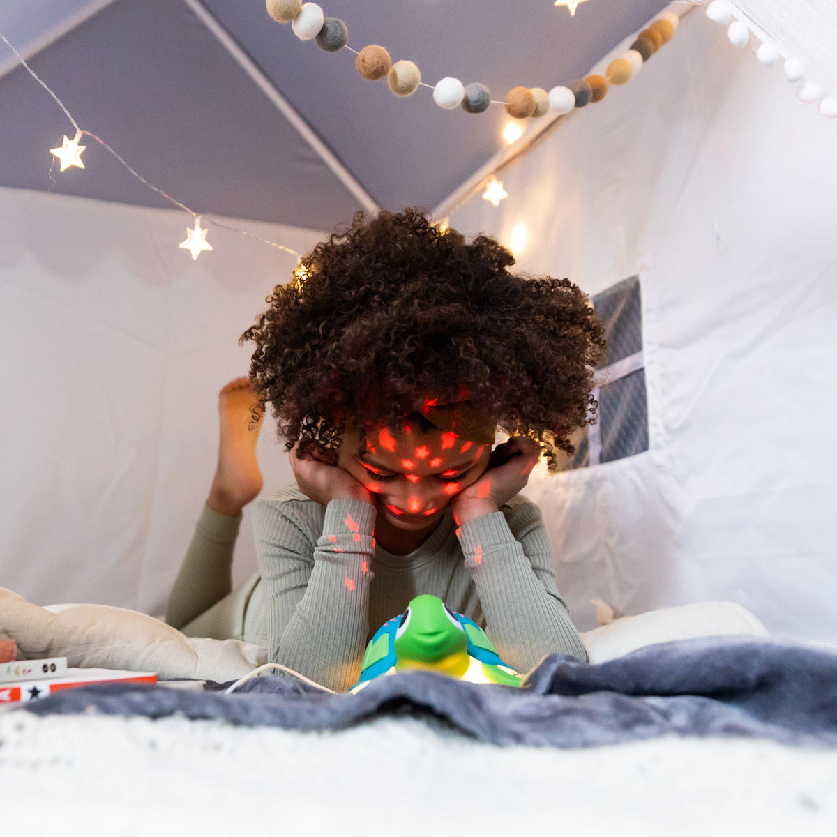 Yogasleep Soundscene Sound Machine with Turtle Light Projector